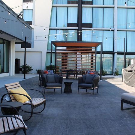 Holiday Inn Dallas Market Ctr Love Field By Ihg Exterior photo