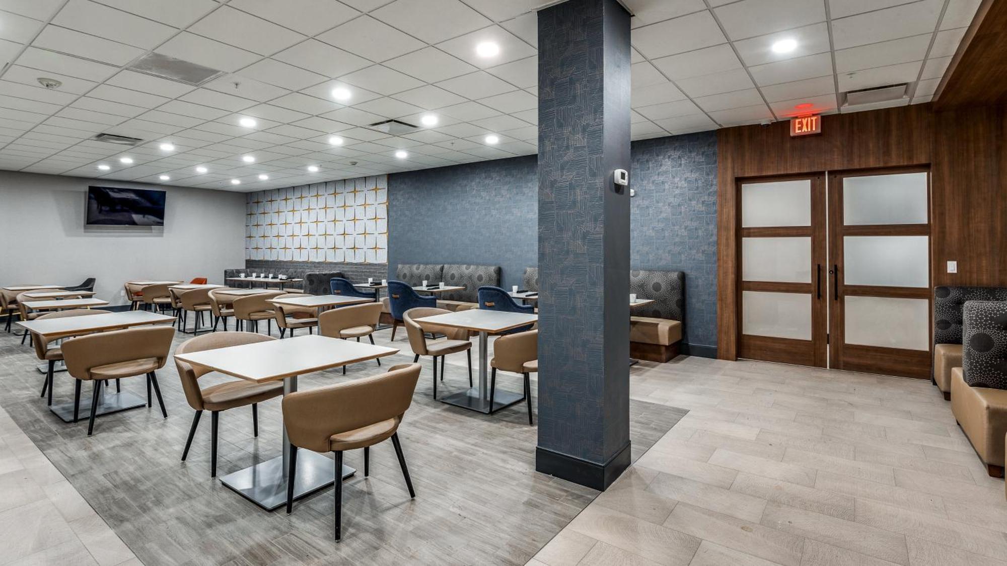 Holiday Inn Dallas Market Ctr Love Field By Ihg Exterior photo