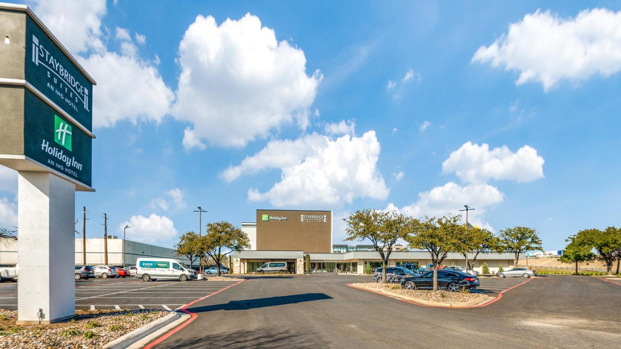Holiday Inn Dallas Market Ctr Love Field By Ihg Exterior photo