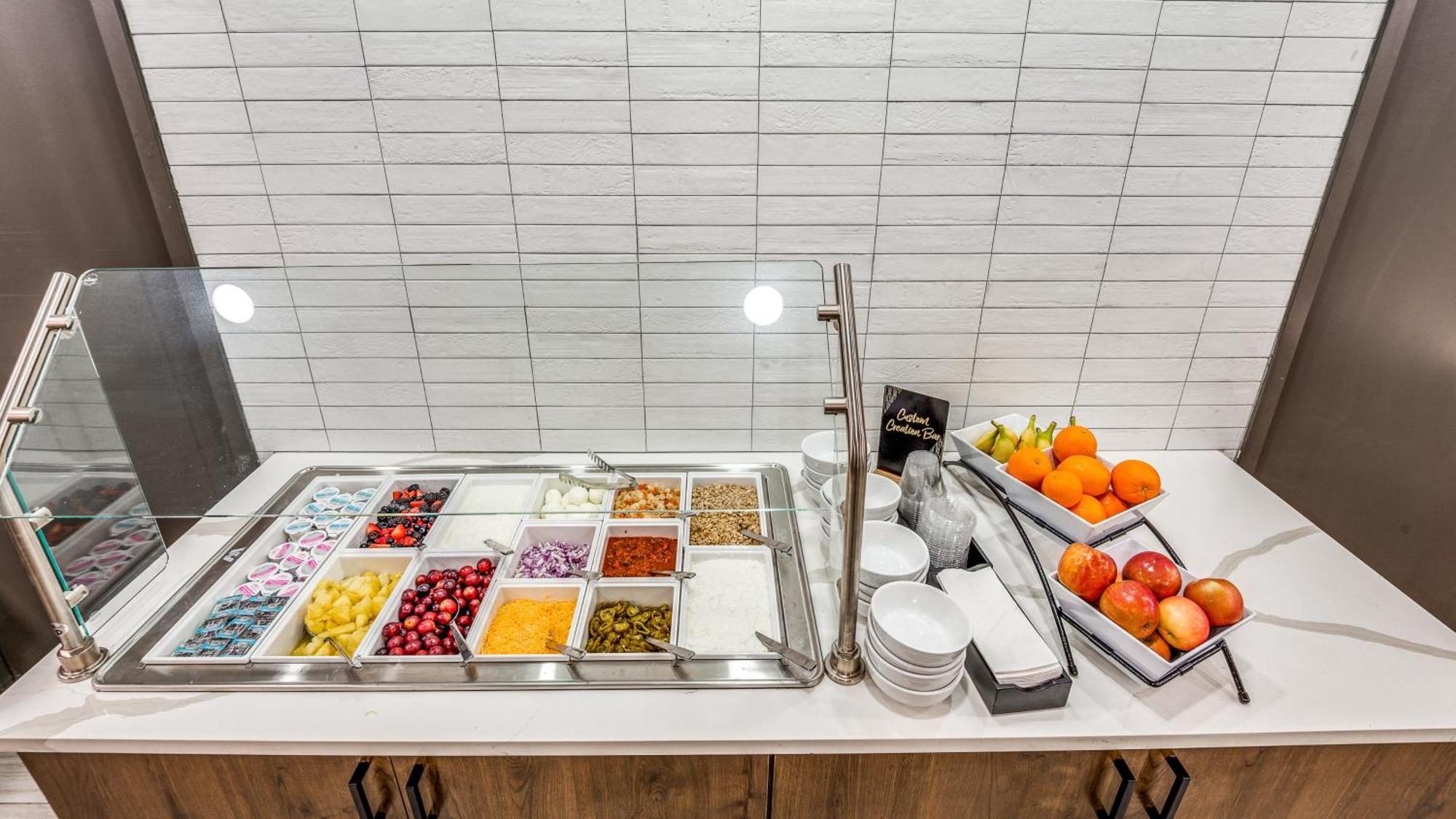 Holiday Inn Dallas Market Ctr Love Field By Ihg Exterior photo