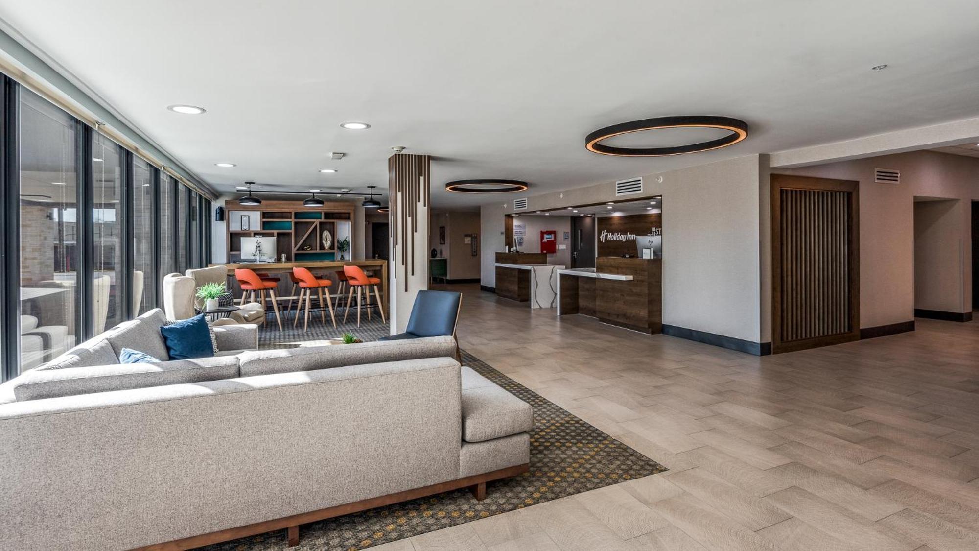 Holiday Inn Dallas Market Ctr Love Field By Ihg Exterior photo